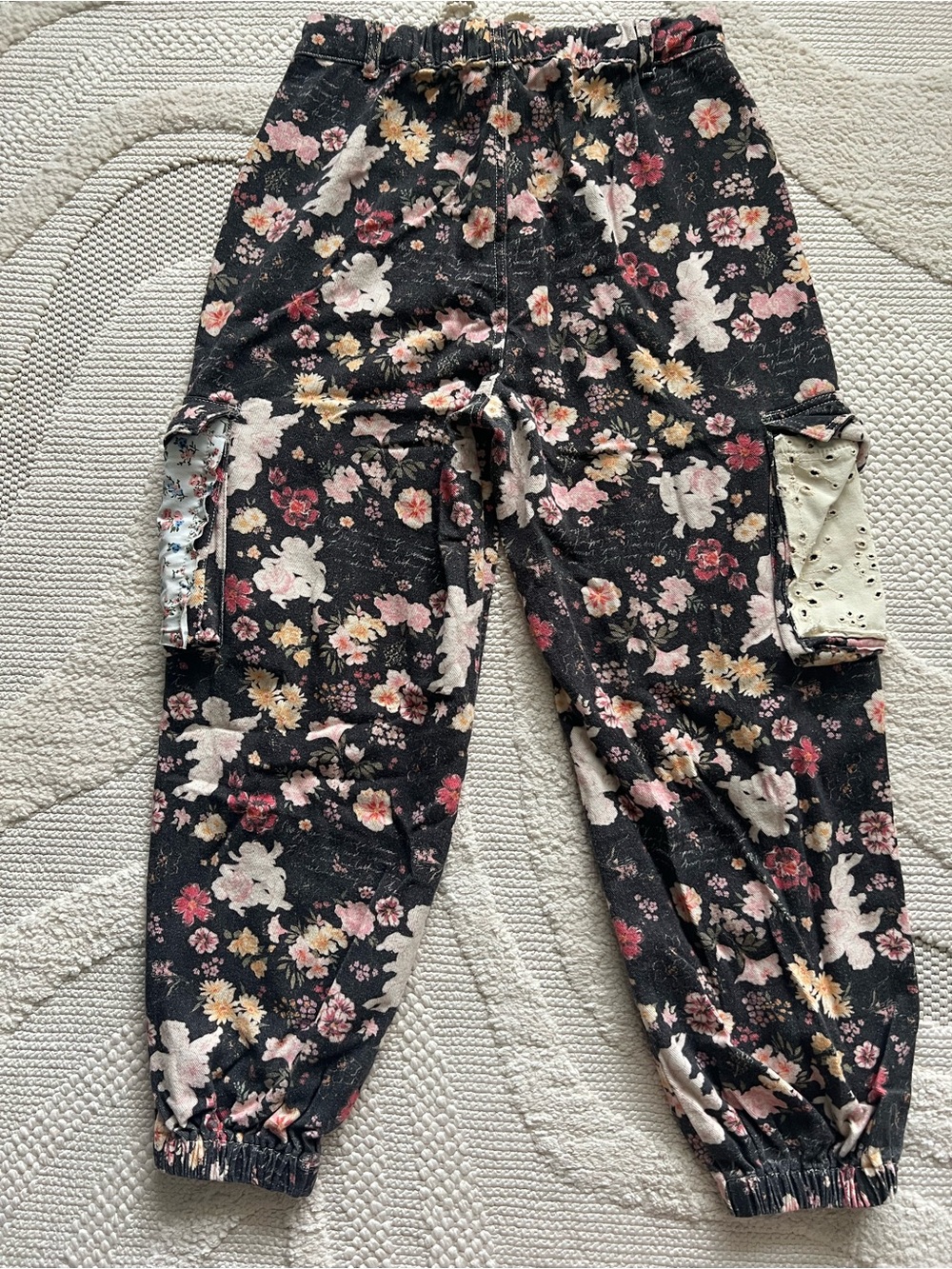 POL Boho Washed Black Floral Drawstring Jogger Pants - Picture 6 of 10